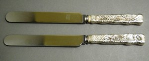daisyknives Vine pattern uncheon knives in the daisy motif
