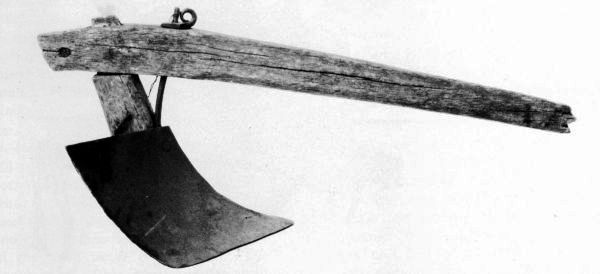 original-john-deere-plow "The Plow that Broke the Plains," an original 1838 John Deere Steel Plow, owned by the Smithsonian.