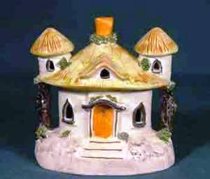 pastille-burner-viii Pastille burners crafted during from 1810 to 1850 come in a variety of appearances and have a wide range of quality. This ranges from a plain home design with little to no painting to detailed work flowing with color and even some gold trim work.