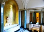 deco-dream-palace-7 Virginia Courtauld’s onyx bathroom with gold mosaic tiles and gold-plated taps.