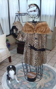 divasharon-leopard-coat-outfit-w-dog A leopard pattern coat and outfit