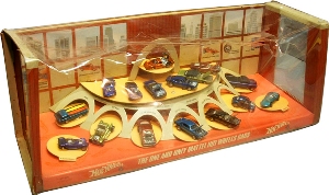 Une petite idée des RedLine HotWheels 1968-store-display