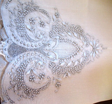 appenzell6 Notice the tiny seed stitches in the bottom center of this towel.