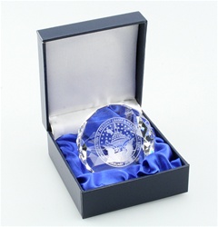 crystal-paperweight-with-dated-inaugural-seal Crystal paperweight with 2009 inaugural seal