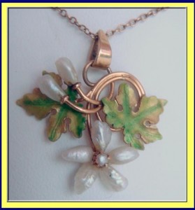 art-nouveau-enamel-pendant-set Art Nouveau enamel pendant