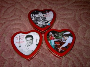 elvis-presley-tins Elvis Presley tins