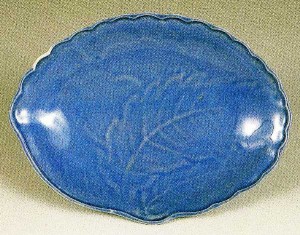 rui-with-pressed-underglaze-design-1700-1780 Ruri with pressed underglaze design, 1700-1780