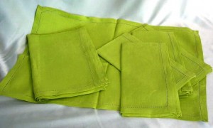 set-of-irish-linen-placemats-and-serviette-napkins Set of Irish linen placemats and serviette napkins