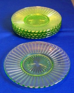green-depression-glass-plates Green Depression glass plates