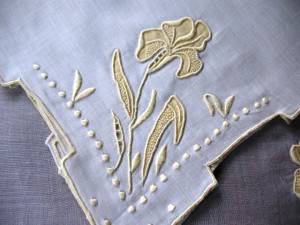 marghab-093 Close-up of the Iris napkin showing the intricate detail.