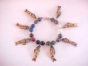 vintage-gold-fish-bracelet Vintage gold fish bracelet