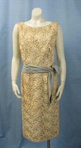 vintage-lace-dress Vintage lace dress
