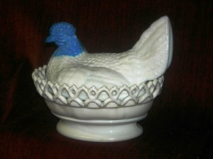 atterbury An Atterbury covered hen, a prized item among collectors.
