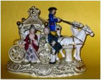 oj-fig-5a A beautiful example of a two-horse Cinderella coach, 7 ½ inches by 9 ½ inches.