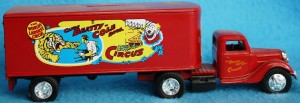 cbcb truck bank This Ertl Clyde Beatty Cole Bros. Circus Truck is also a bank. I’ve seen this sell for as little as $10 and as much as $60.