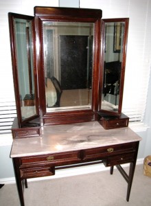 Edwardian <table border="0" align="center"> <tbody> <tr> <td valign="top"></td> <td valign="top"></td> </tr> </tbody></table>