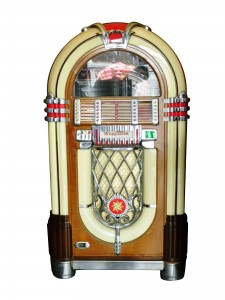 Wurlitzer jukebox Wurlitzer jukebox, model #1015, in all original working condition ($8,050).