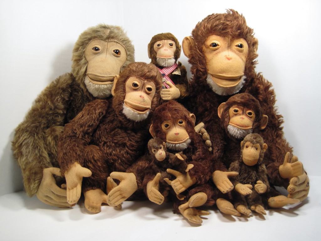 1950-1970 Jockos A collection of Steiff Jockos, ranging from the very early 1950s though the 1970s. Note how alike—and how different—their faces, coloring and expressions are!