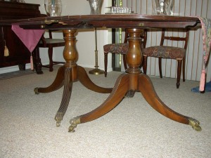 Phyfe table Is this a Phyfe table? No. It is an 18th century English table made decades before Phyfe’s time.