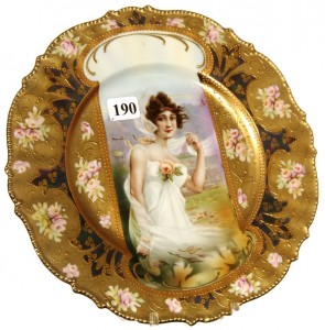 Keyhole plate R.S. Prussia 8 ¾-inch mold #343 keyhole plate with fall season portrait décor.