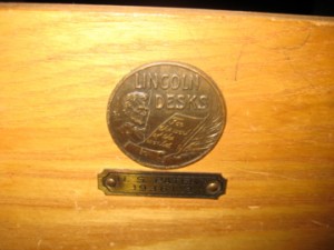 lincoln desk label