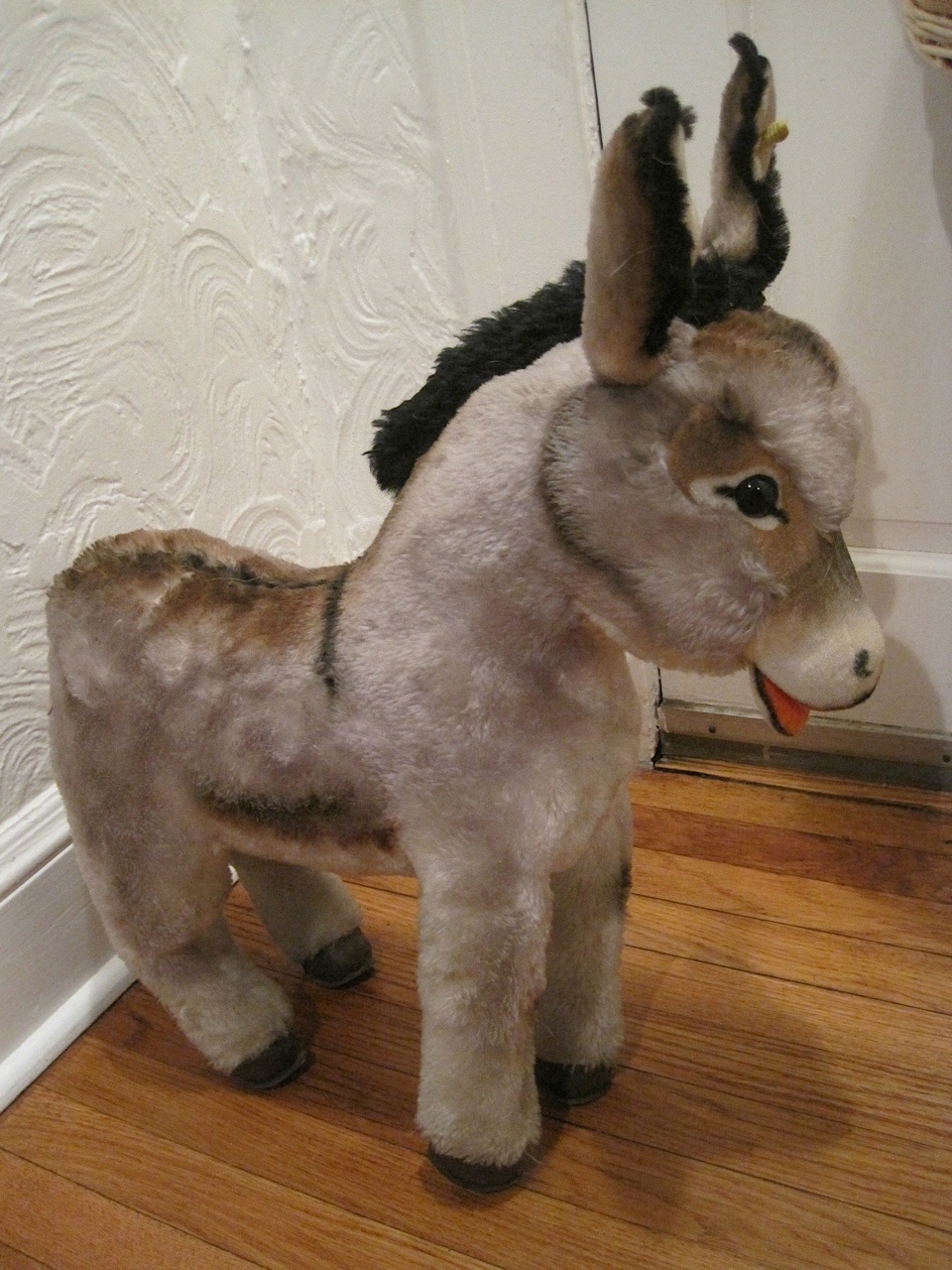 steiff donkey on wheels value