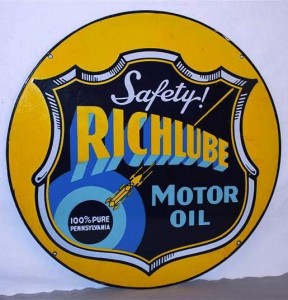 Richlube sign