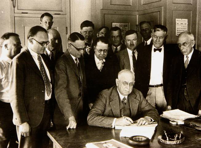 sign a contract