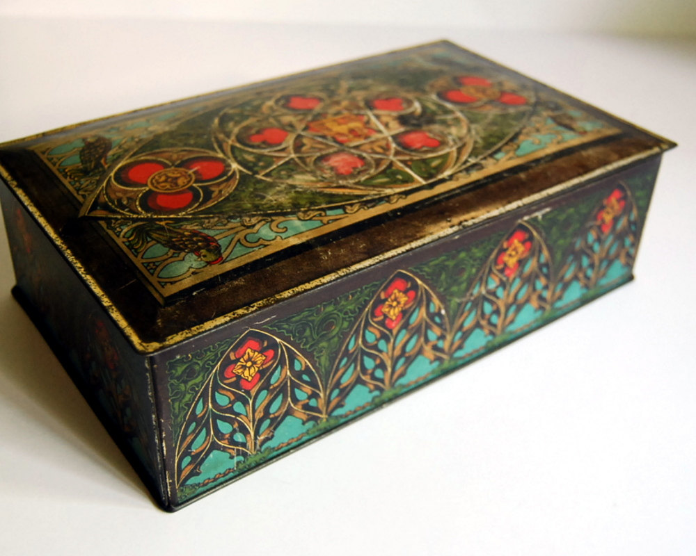 vintage tin