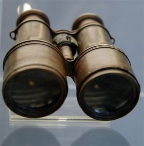 titanic binoculars