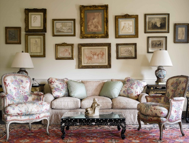 nyc apartment drawing room