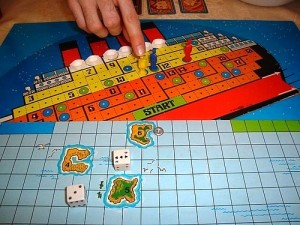 sinking of the titanic game