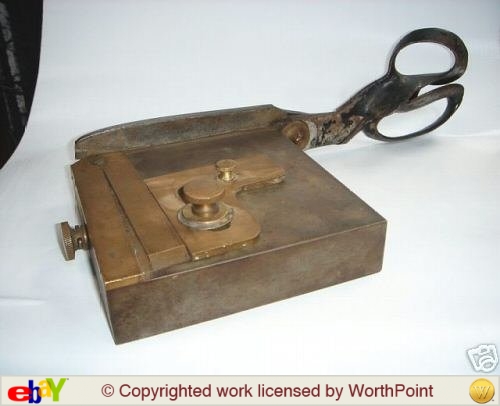 cardtrimmer