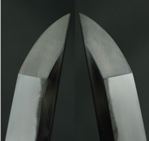 Bothsidesoftipofkatana