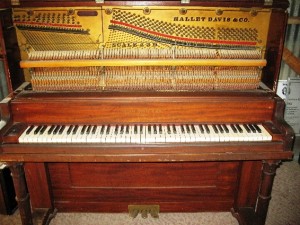 uprights 3 piano opened