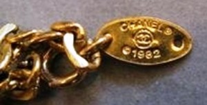 Chanel hang tag