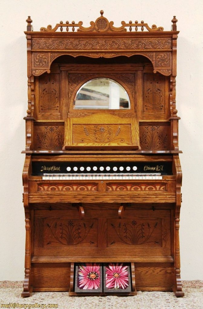 Photo 1 reed organ Eastlake