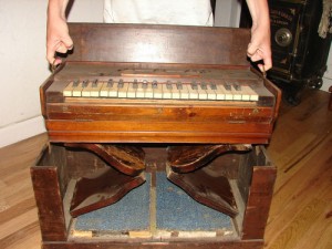 Photo 6 portable church organ