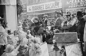 1940windowshopping