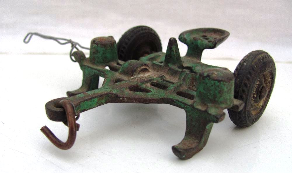 Arcade’s cast iron corn planter Model #4220