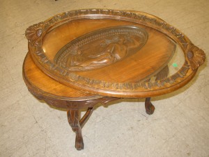 Cocktail table