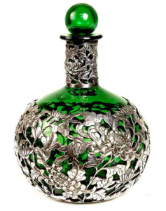 Green chrysanthemum bottle