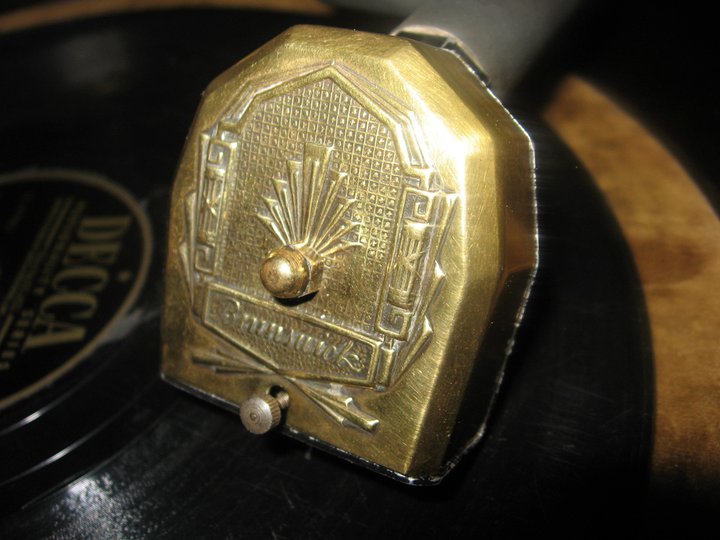 Photo 3 Brunswick magnetic pickup