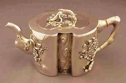 tea pot by Wang Hing