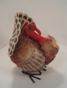 Steiff Tucky Profile View