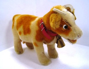 Steiff Bessy cow