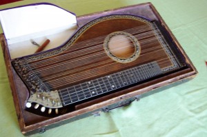 guitar zither
