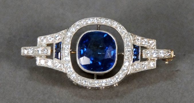 Sapphire brooch