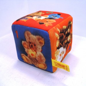 Steiff soft play cube