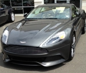 Aston Martin Vanquish2